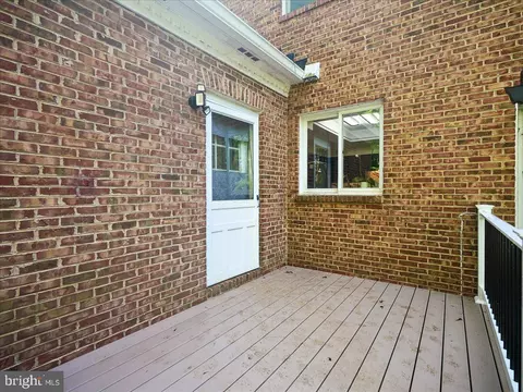 Exterior - 9935 Highland Dr, Marshall, VA 20115 photo 3 of 22