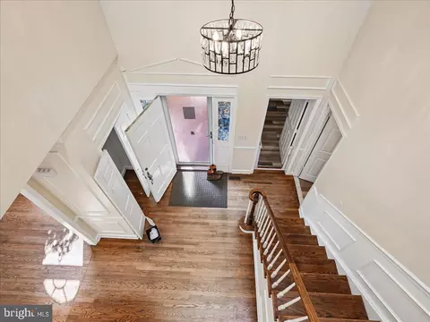 Entry Way - 9935 Highland Dr, Marshall, VA 20115 photo 8 of 8