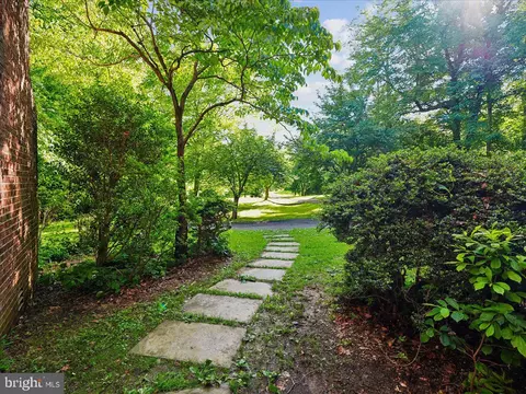 Exterior - 9935 Highland Dr, Marshall, VA 20115 photo 14 of 22