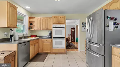 Kitchen - 2113 Courthouse Rd, Catlett, VA 20119 photo 2 of 2