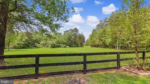 Exterior - 2113 Courthouse Rd, Catlett, VA 20119 photo 1 of 25