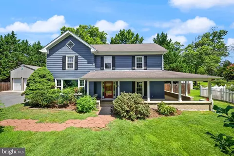 403 W Main St, Remington, VA 22734