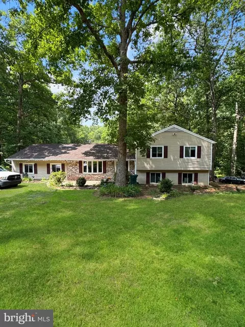 4490 Silver Hill Ct, Sumerduck, VA 22742