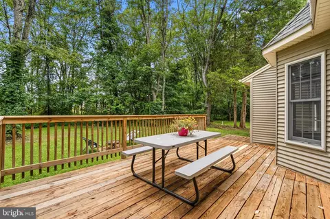 Exterior - 7823 Overbrook Dr, Catlett, VA 20119 photo 4 of 11