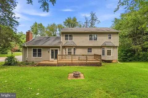 Exterior - 7823 Overbrook Dr, Catlett, VA 20119 photo 10 of 11