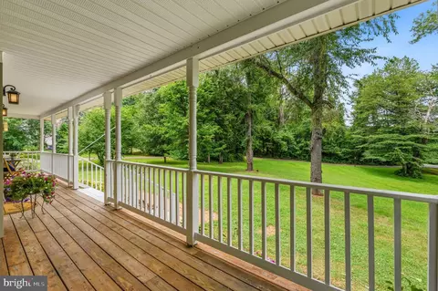 Exterior - 7823 Overbrook Dr, Catlett, VA 20119 photo 3 of 11