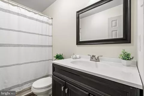 Bath - 7823 Overbrook Dr, Catlett, VA 20119 photo 3 of 3