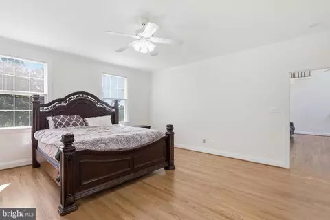 Bedroom - 6178 John Barton Payne Rd, Marshall, VA 20115 photo 4 of 14