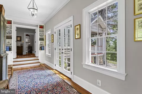 Entry Way - 12004 Raven Ln, Markham, VA 22643 photo 12 of 20