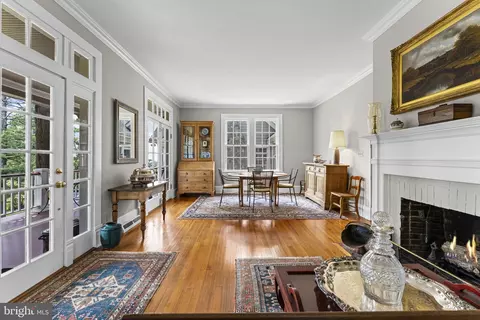 Dining - 12004 Raven Ln, Markham, VA 22643 photo 1 of 2