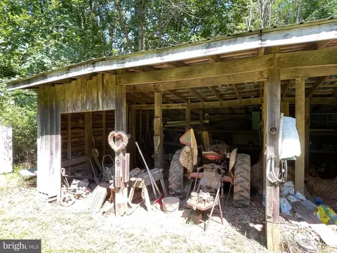 Exterior - 11351 Yeats Dr, Catlett, VA 20119 photo 16 of 20
