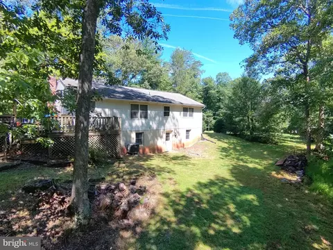 Exterior - 11351 Yeats Dr, Catlett, VA 20119 photo 9 of 20