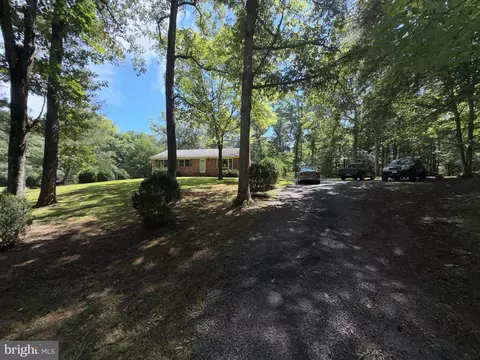Exterior - 11351 Yeats Dr, Catlett, VA 20119 photo 2 of 20