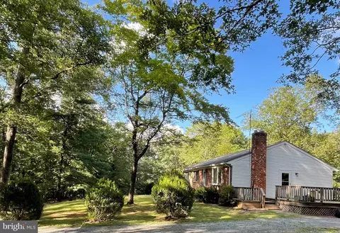 Exterior - 11351 Yeats Dr, Catlett, VA 20119 photo 4 of 20