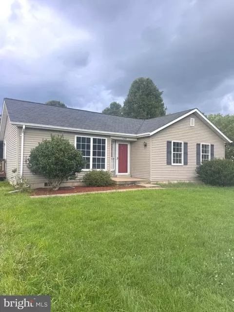 11258 Edgewood Dr, Bealeton, VA 22712