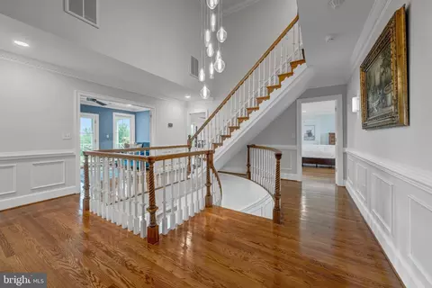 Entry Way - 5352 Dixons Mill Rd, Marshall, VA 20115 photo 3 of 7