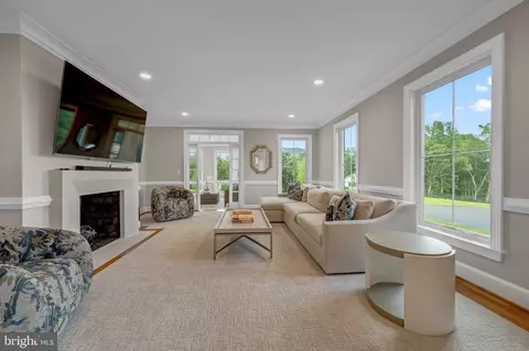 Living - 5352 Dixons Mill Rd, Marshall, VA 20115 photo 1 of 3