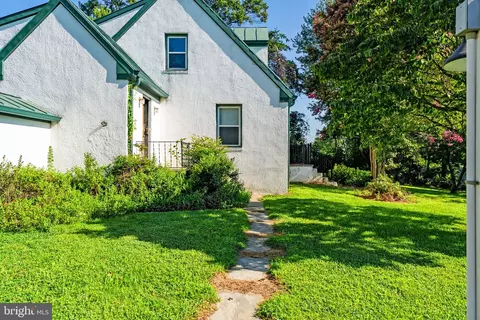 Exterior - 4400 Scotts Rd, Marshall, VA 20115 photo 5 of 6