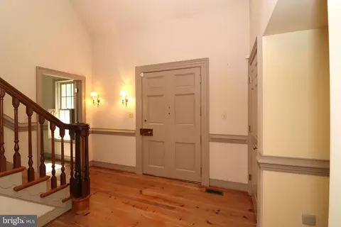 Entry Way - 8000 Springhope Dr, Catlett, VA 20119 photo 2 of 9