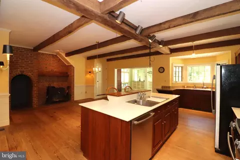 Kitchen - 8000 Springhope Dr, Catlett, VA 20119 photo 1 of 7
