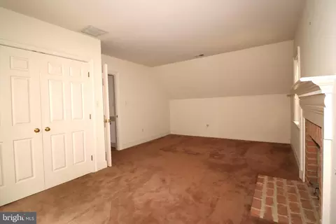 Bedroom - 8000 Springhope Dr, Catlett, VA 20119 photo 4 of 6