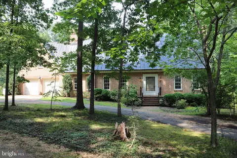 Exterior - 8000 Springhope Dr, Catlett, VA 20119 photo 2 of 14