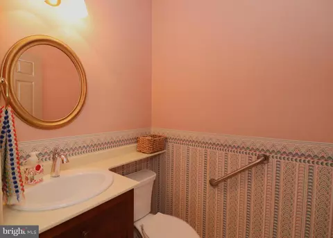 Bath - 8000 Springhope Dr, Catlett, VA 20119 photo 1 of 7