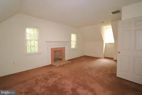 Bedroom - 8000 Springhope Dr, Catlett, VA 20119 photo 3 of 6