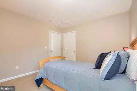 Bedroom - 364 Singleton Cir, Warrenton, VA 20186 photo 7 of 13