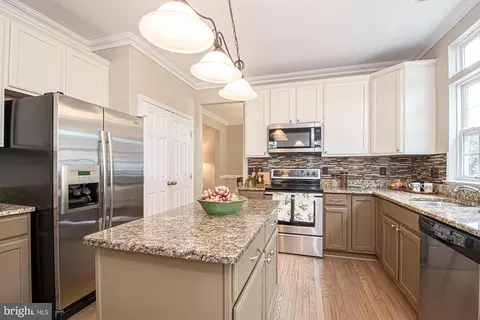 Kitchen - 364 Singleton Cir, Warrenton, VA 20186 photo 1 of 4