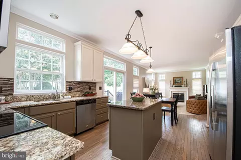 Kitchen - 364 Singleton Cir, Warrenton, VA 20186 photo 2 of 4