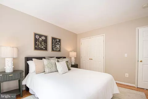 Bedroom - 364 Singleton Cir, Warrenton, VA 20186 photo 10 of 13