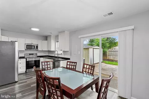 Other - 8566 Pellam Ct, Marshall, VA 20115 photo 3 of 12