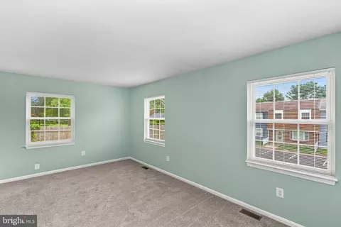 Bedroom - 8566 Pellam Ct, Marshall, VA 20115 photo 2 of 6