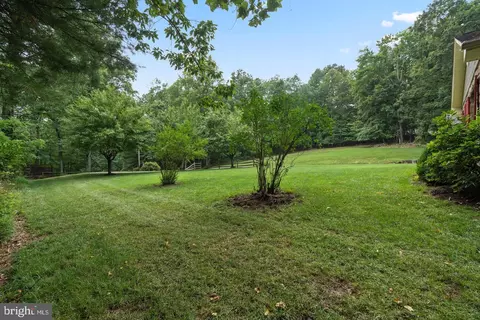 Exterior - 9808 Timber Hts, Marshall, VA 20115 photo 6 of 30