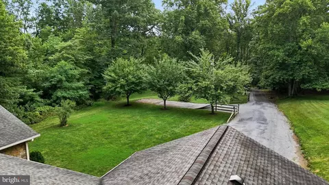 Exterior - 9808 Timber Hts, Marshall, VA 20115 photo 5 of 30