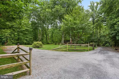 Exterior - 9808 Timber Hts, Marshall, VA 20115 photo 26 of 30
