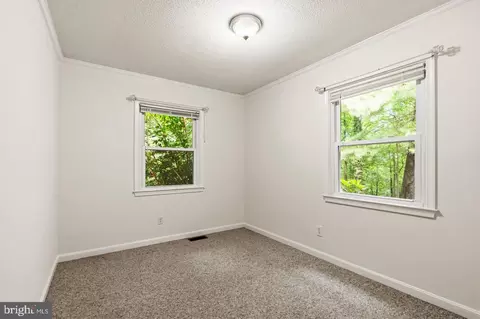 Bedroom - 9808 Timber Hts, Marshall, VA 20115 photo 2 of 3
