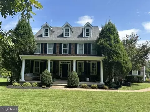 8439 Lees Ridge Rd, Warrenton, VA 20186
