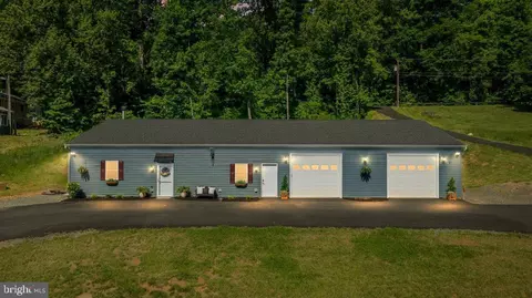 5331 Merry Oaks Rd, The Plains, VA 20198