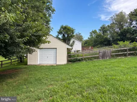 Exterior - 8749 Christopher, Warrenton, VA 20186 photo 3 of 3