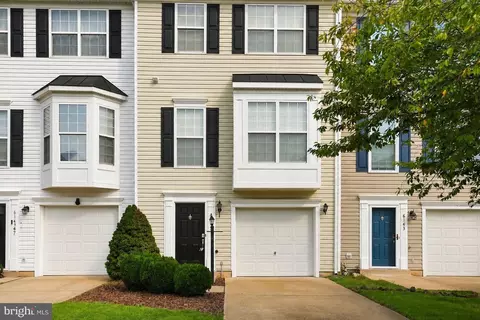 6145 Newton Ln, Bealeton, VA 22712