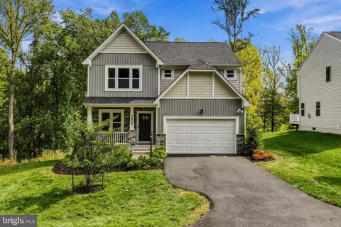 7809 Millfield Dr, Warrenton, VA 20187