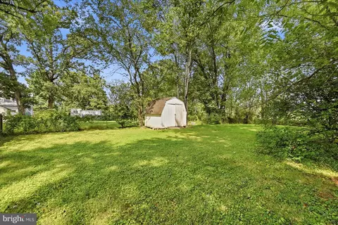 Exterior - 3961 Rectortown Rd, Marshall, VA 20115 photo 3 of 5