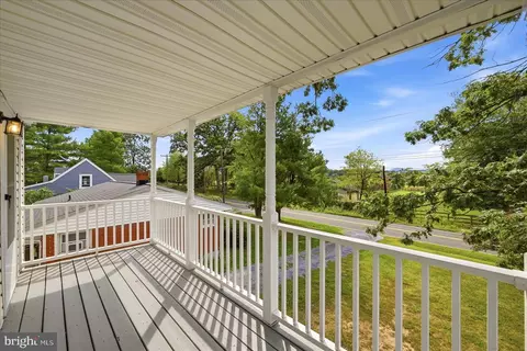 Exterior - 3961 Rectortown Rd, Marshall, VA 20115 photo 1 of 5