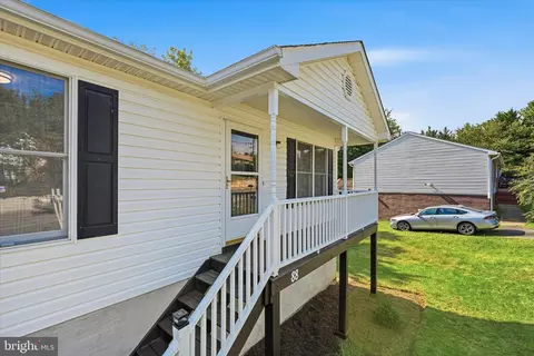 Exterior - 88 John E Mann St, Warrenton, VA 20186 photo 1 of 4