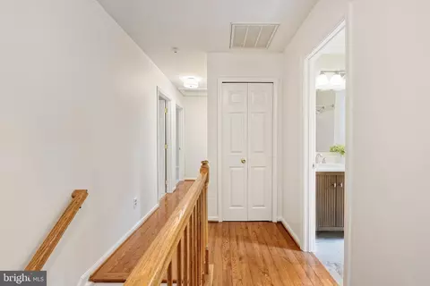 Entry Way - 5901 Moore Rd, Marshall, VA 20115 photo 2 of 2