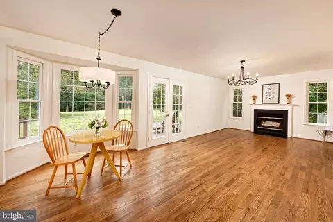Living - 5901 Moore Rd, Marshall, VA 20115 photo 4 of 4