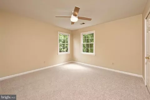 Bedroom - 5901 Moore Rd, Marshall, VA 20115 photo 4 of 4