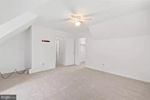 Bedroom - 4256 Bishop Ln, Marshall, VA 20115 photo 2 of 3